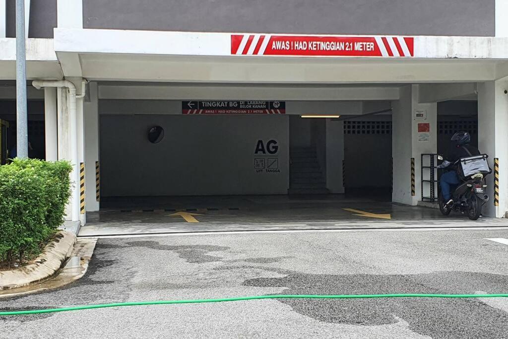 Sri Petaling Bukit Jalil * Kuala Lumpur